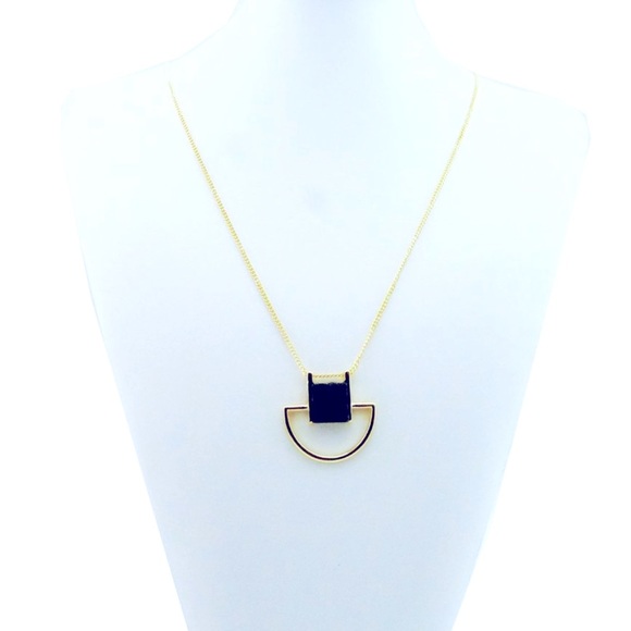 NWT Modern Black Stone Pendant Necklace - Picture 1 of 2